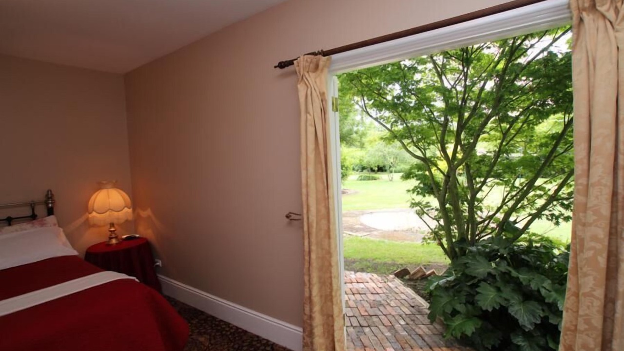Photo of Outdoor in Westbury