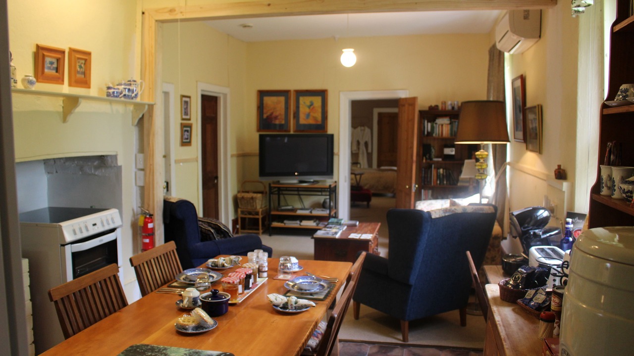 Photo of Livingroom in Campbell Town