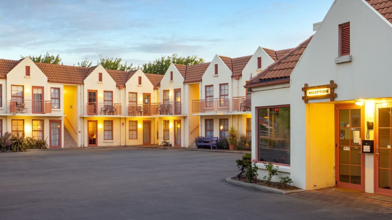 Photo of Buildings in Addington