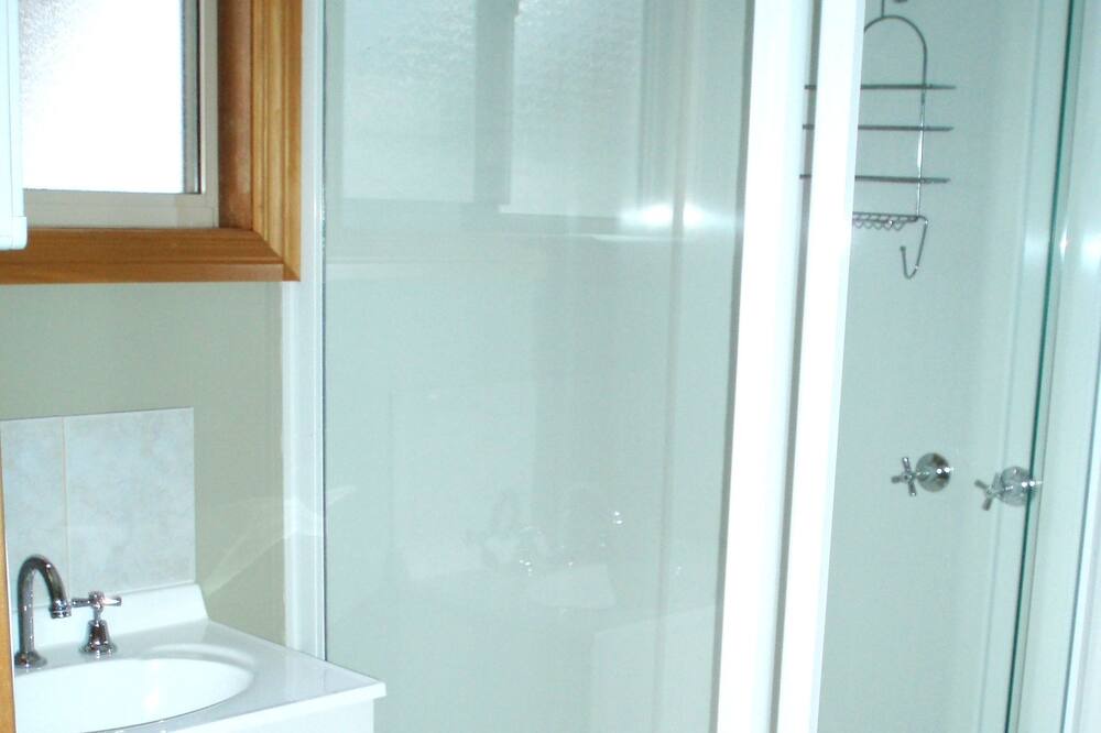Photo of Bathroom in Bronte Park