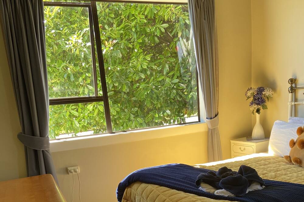 Photo of Bedroom in Reefton