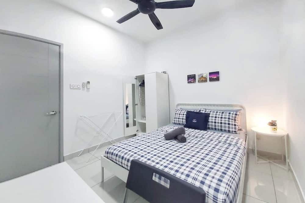 Photo of Bedroom in Bandar Kinrara