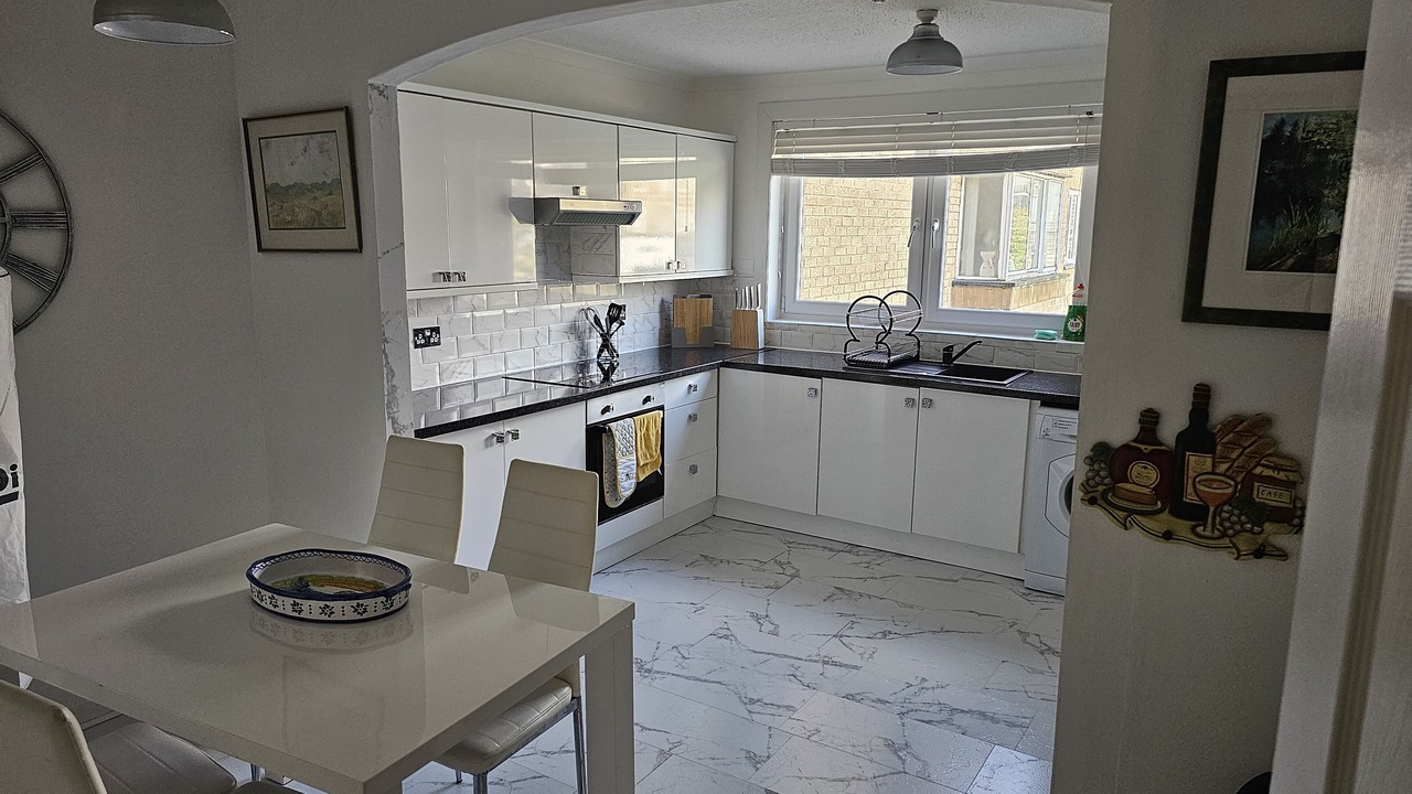 Photo of Kitchen in Helensburgh
