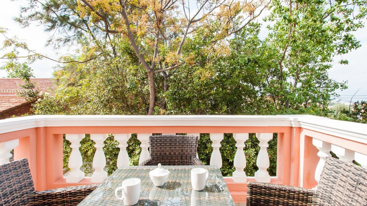 Photo of Outdoor in Pyrgos Psilonerou