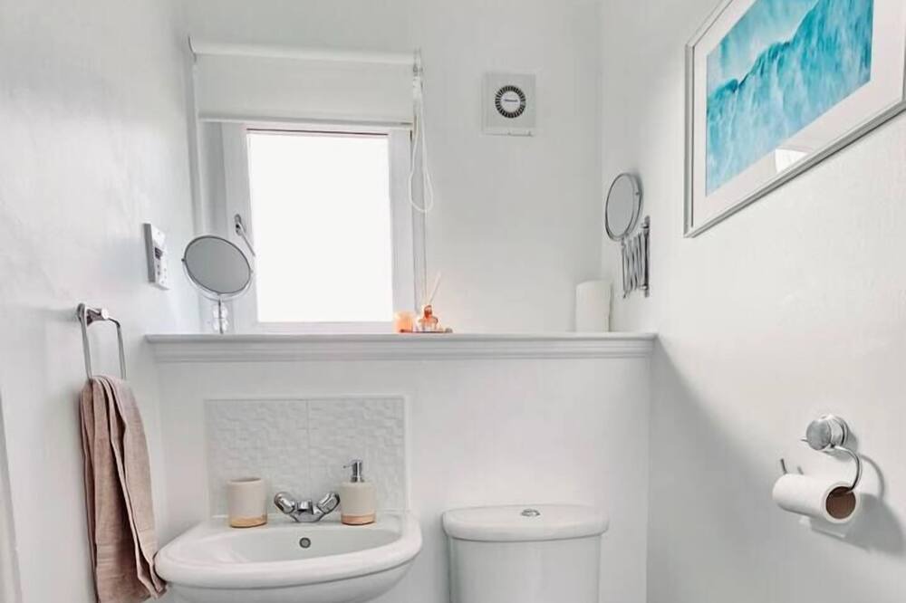 Photo of Bathroom in East End