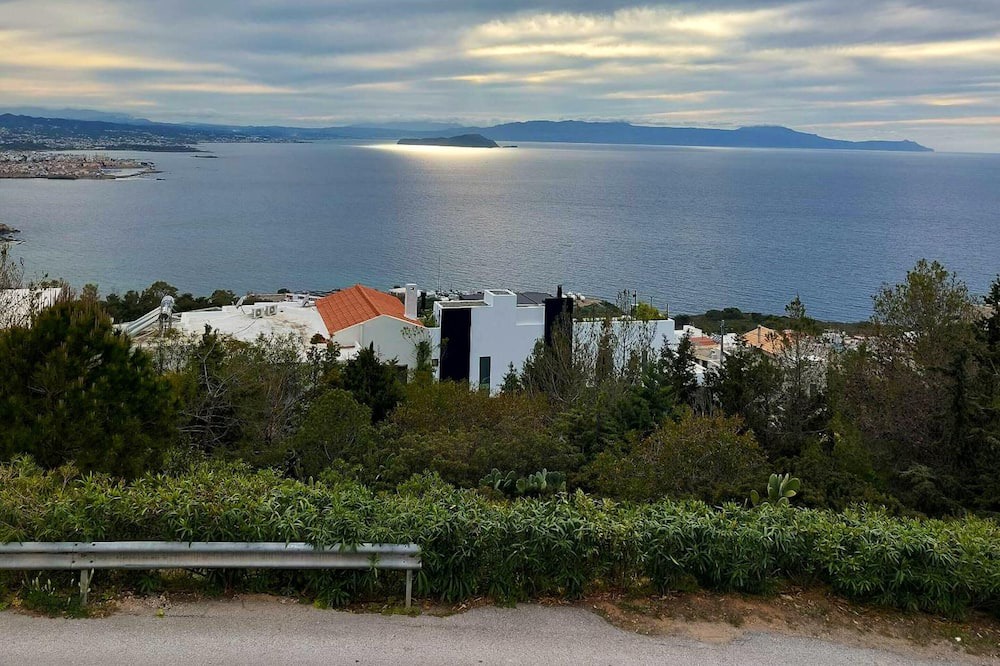Photo of Others in Platanias