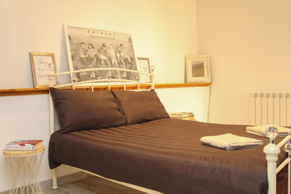 Photo of Bedroom in Lanark