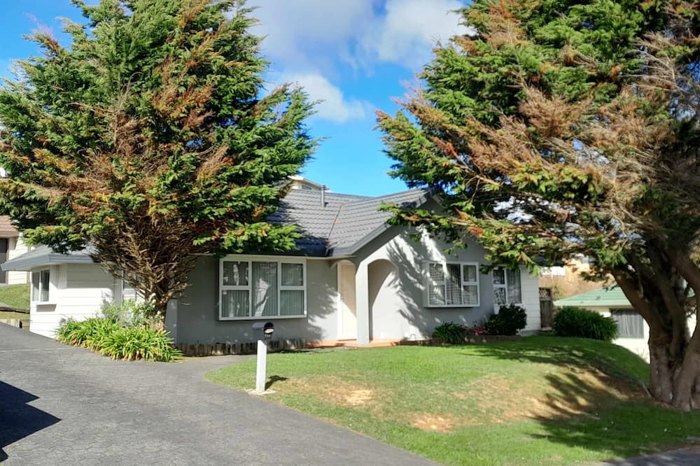Photo of Outdoor in Newlands