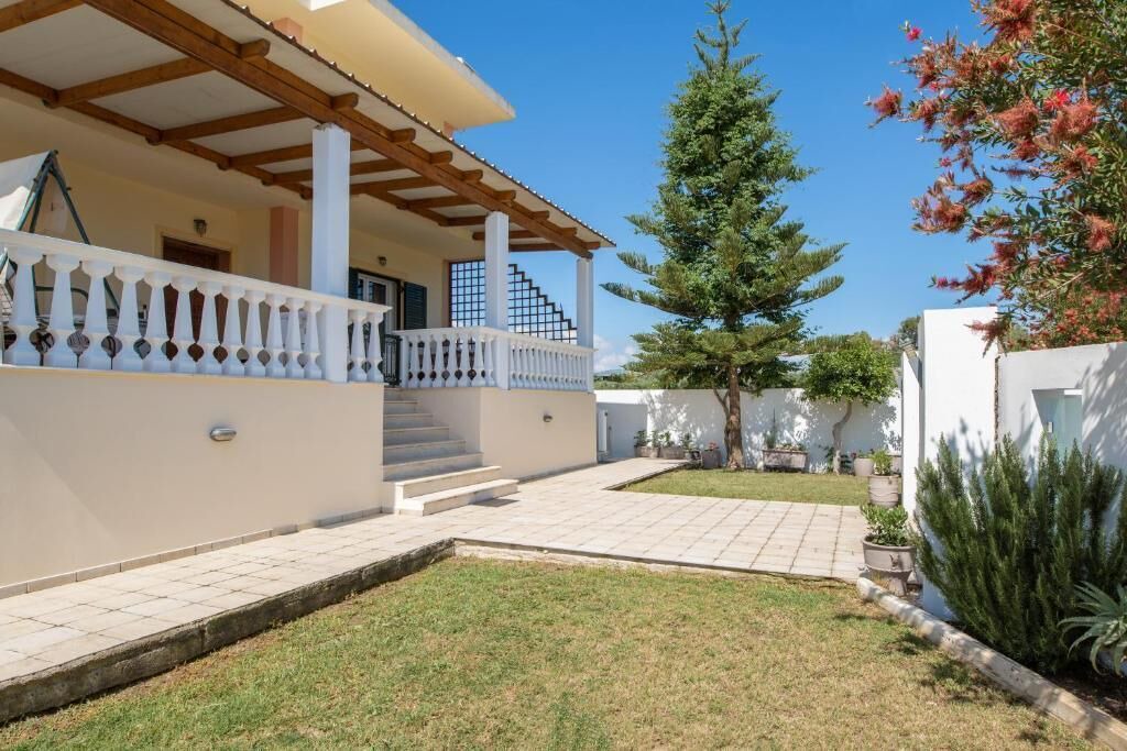 Photo of Outdoor in Kalpaki