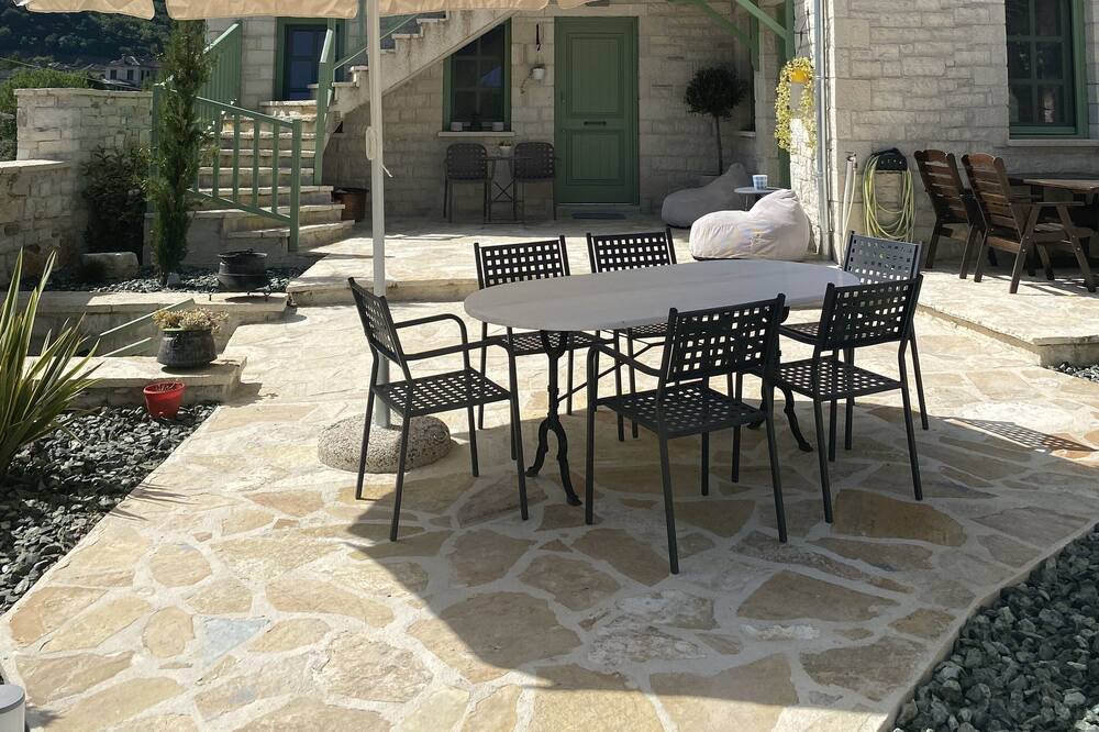 Photo of Outdoor in Aristi