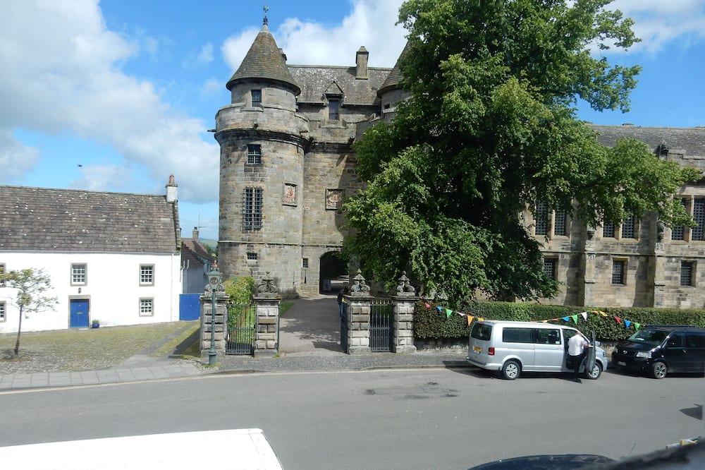 Photo of Others in Falkland