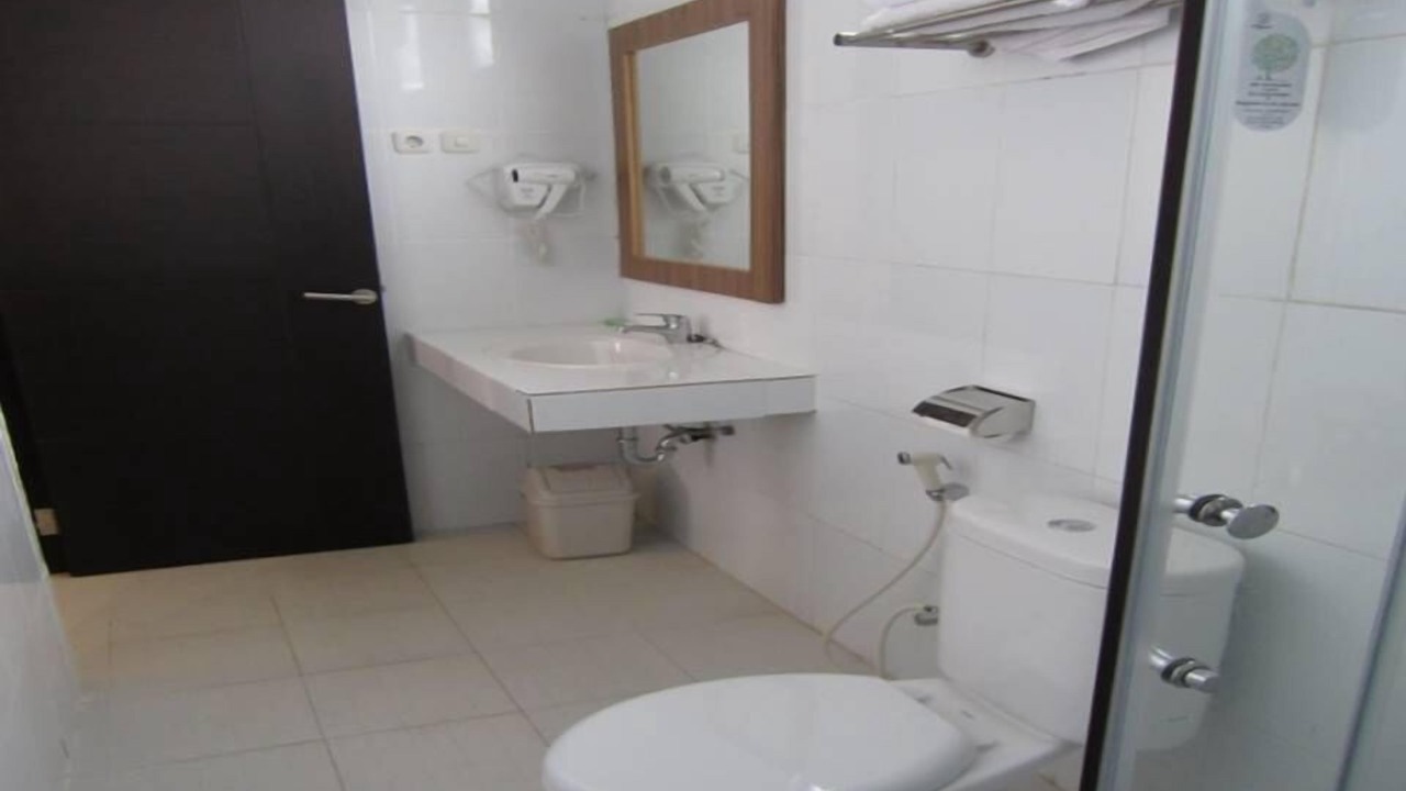 Photo of Bathroom in Banjarbaru