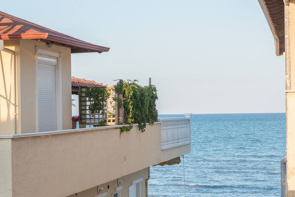 Photo of Patio Balcony in Olymbiaki Akti