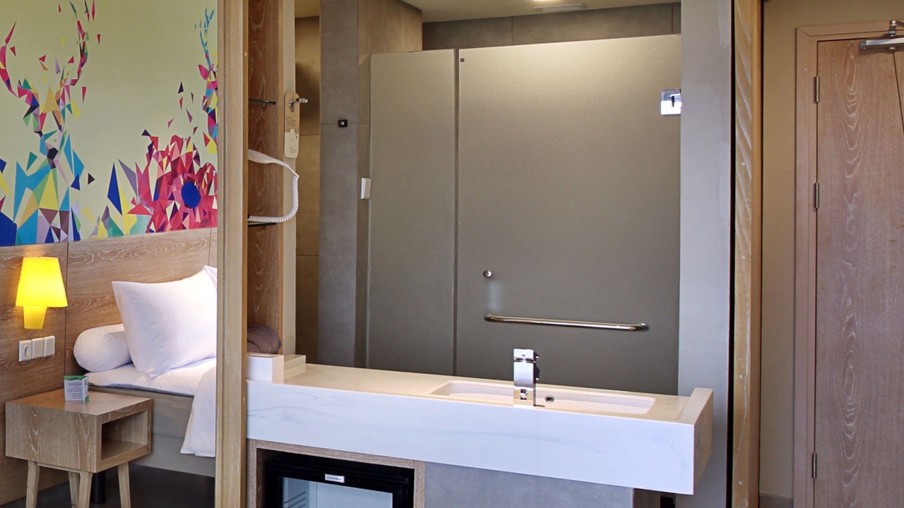 Photo of Bathroom in Sukaraja