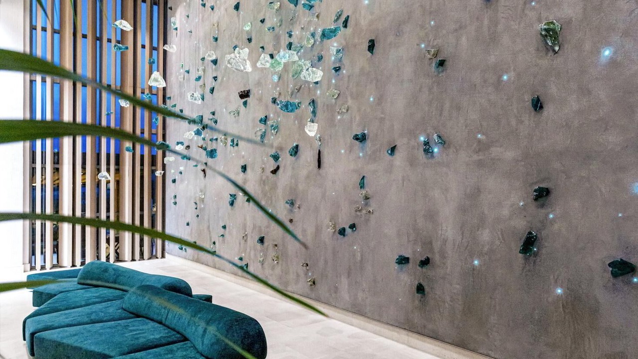 Photo of Others in Sane