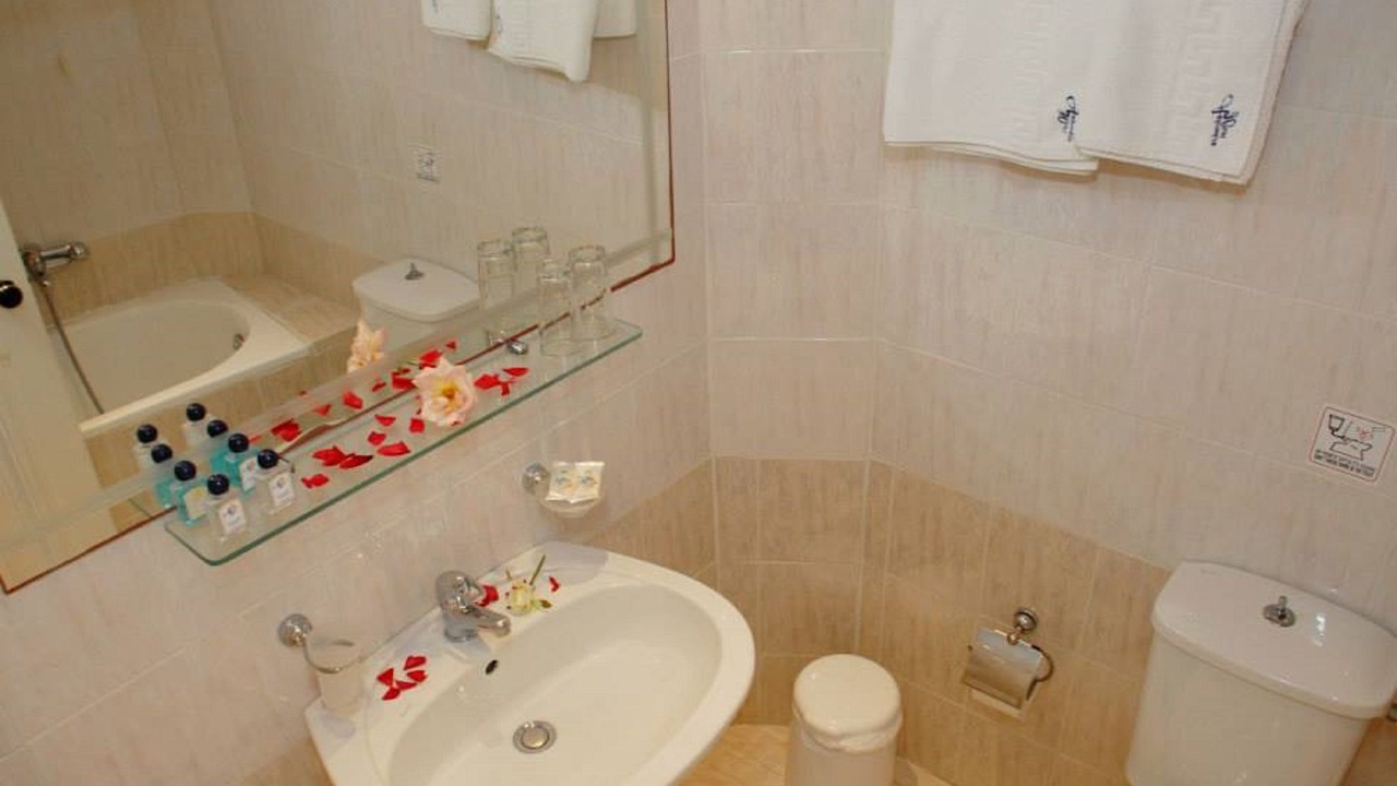 Photo of Bathroom in Agrilia