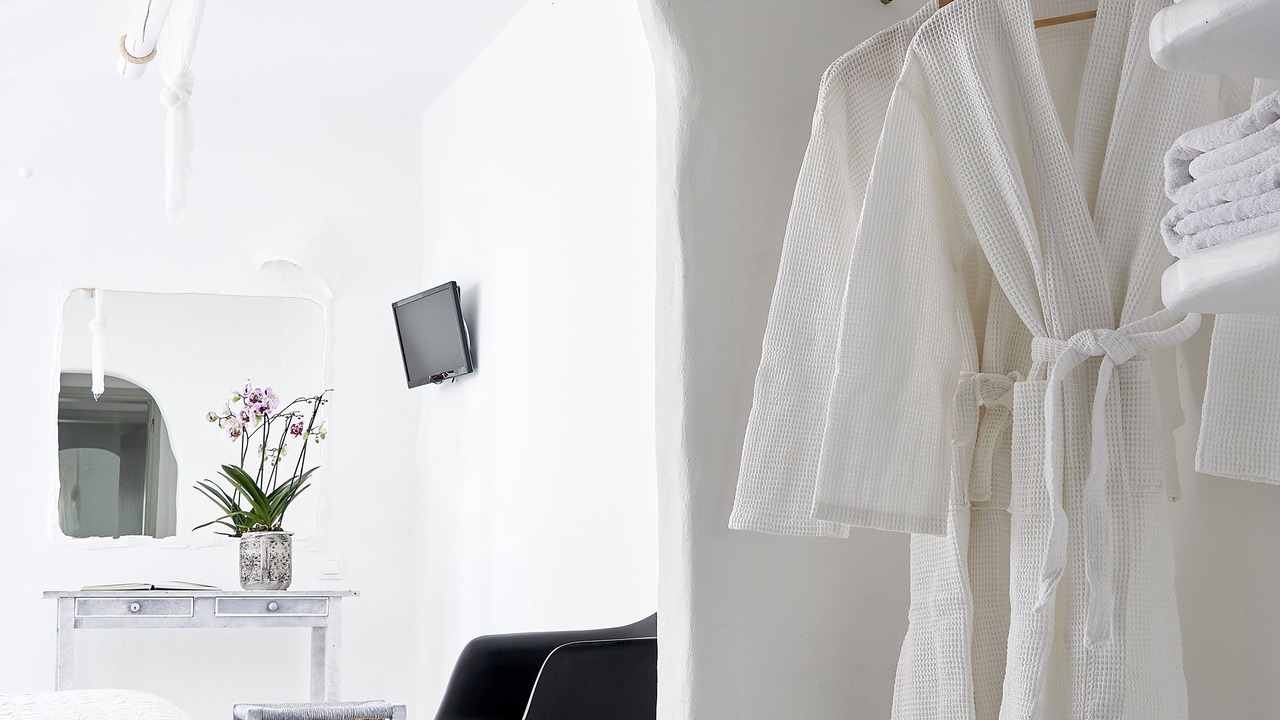 Photo of Bedroom in Adamas