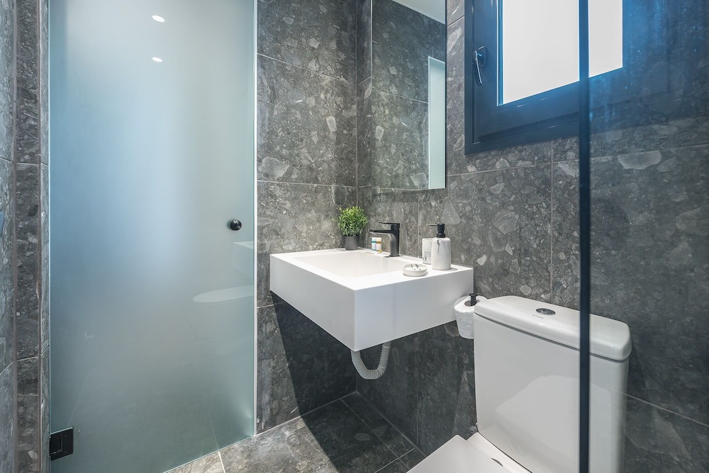 Photo of Bathroom in Attiki