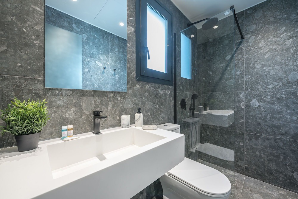 Photo of Bathroom in Attiki