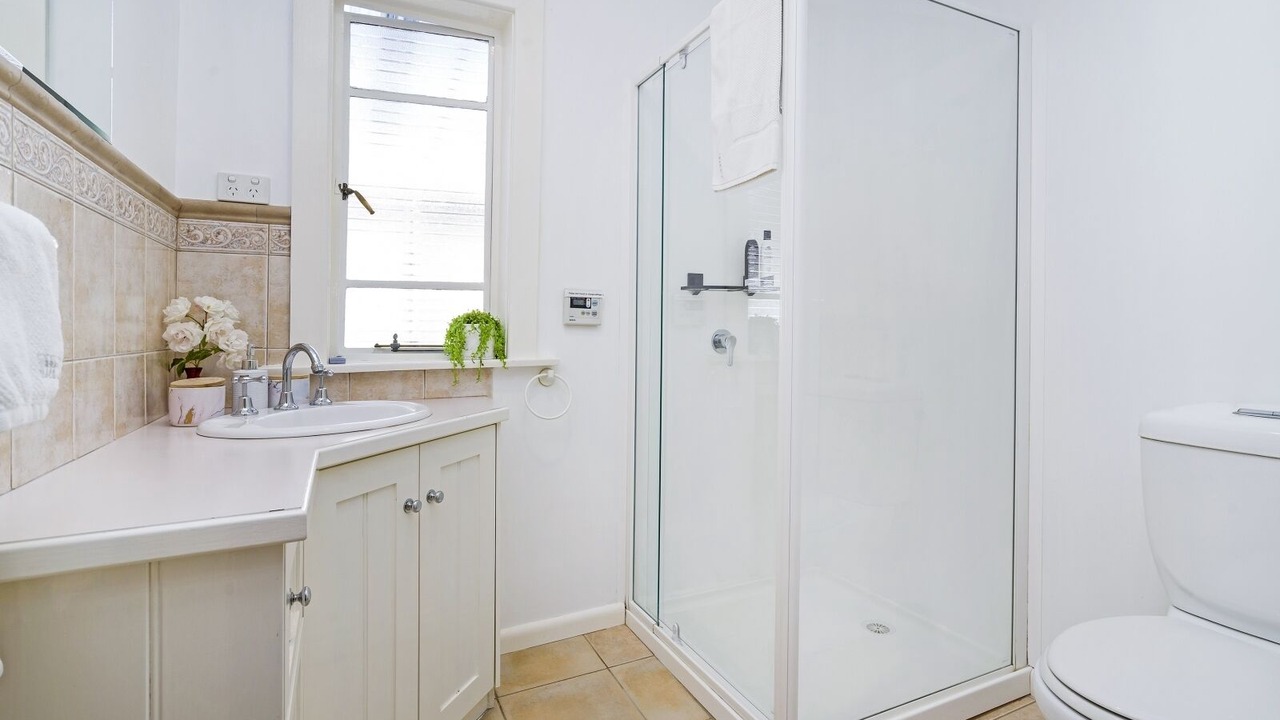 Photo of Bathroom in Newstead