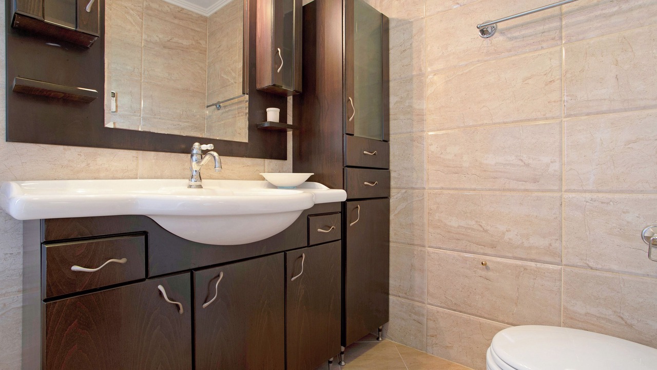 Photo of Bathroom in Alikanas