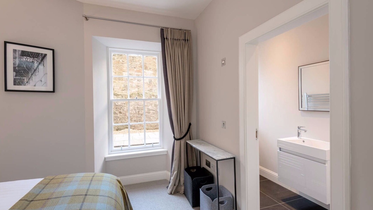 Photo of Bedroom in West End