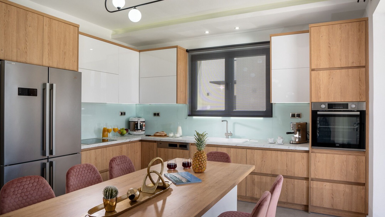 Photo of Kitchen in Roumeli