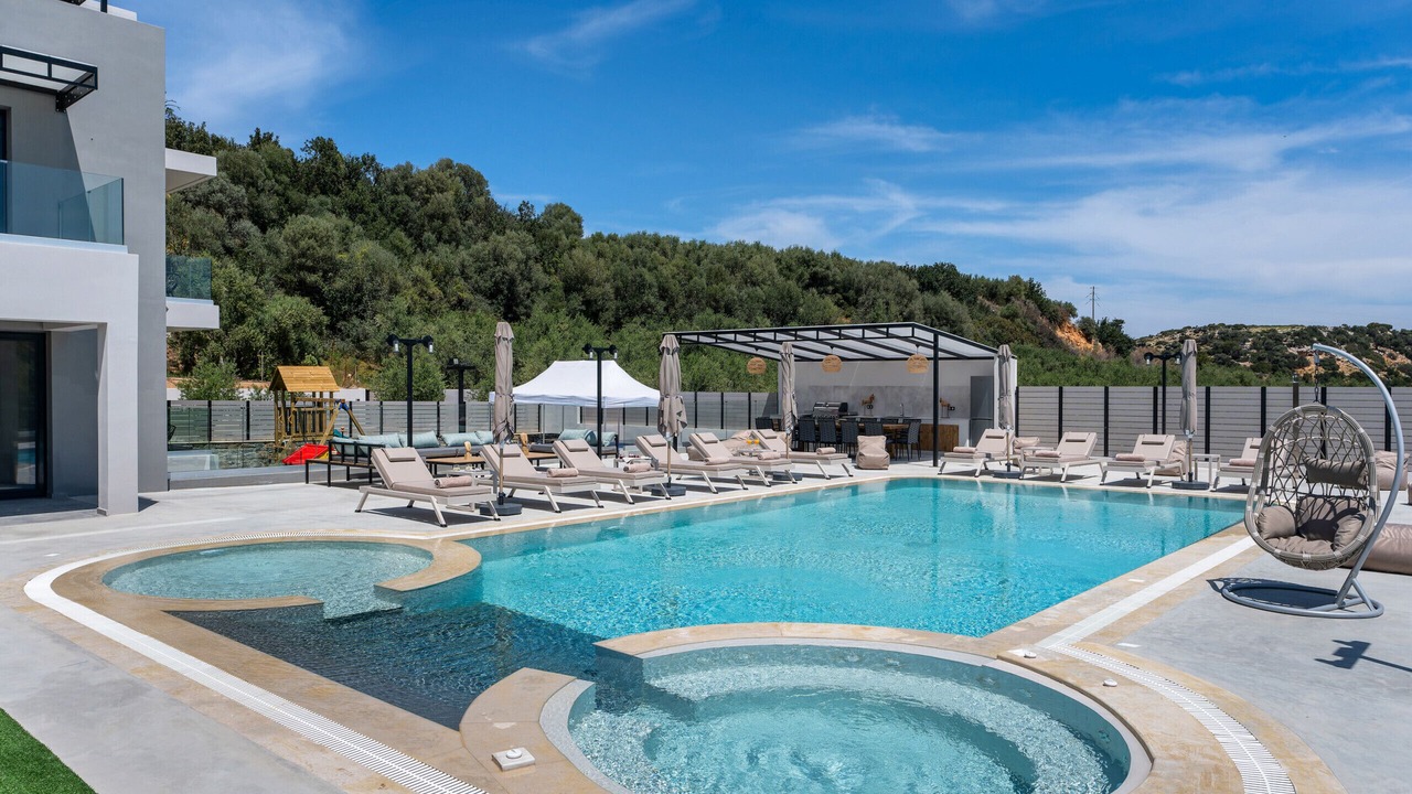 Photo of Outdoor in Roumeli