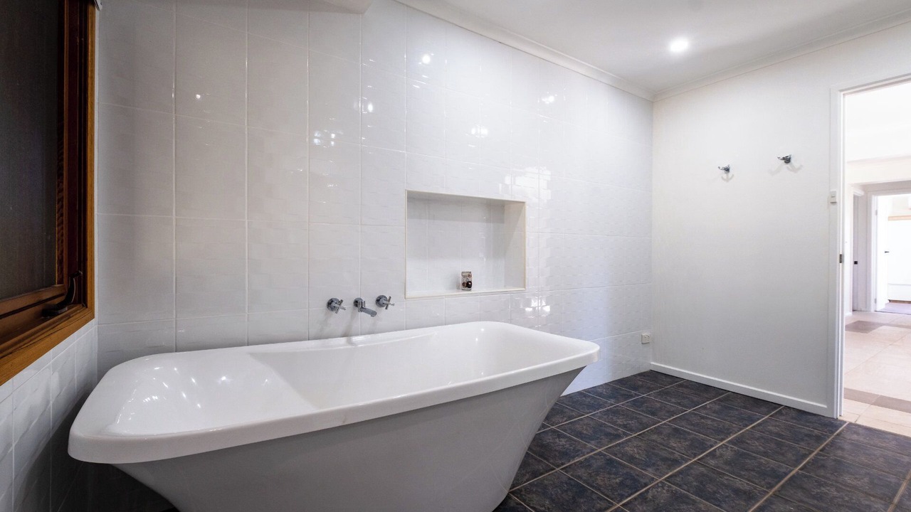 Photo of Bathroom in Dolphin Sands