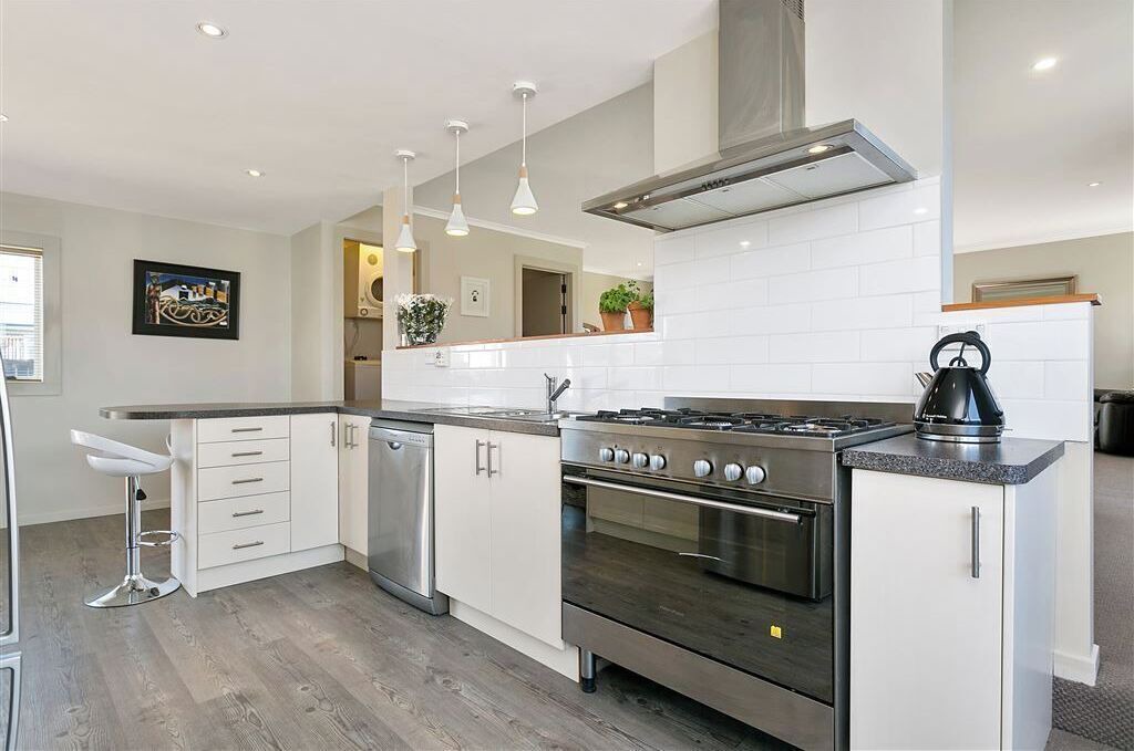 Photo of Kitchen in Leamington