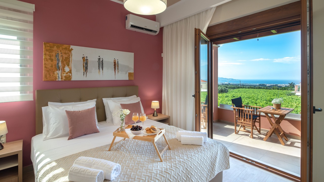 Photo of Bedroom in Ano Kalesia