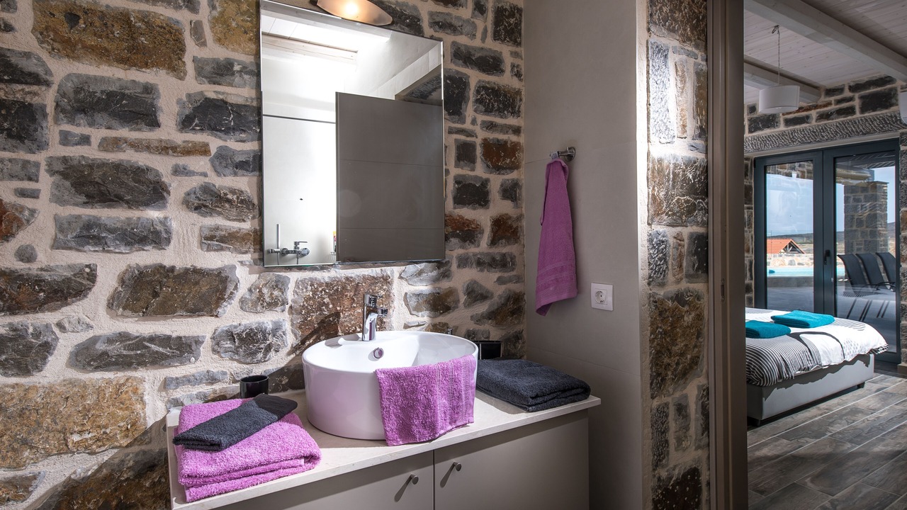 Photo of Bathroom in Kokkini Chani