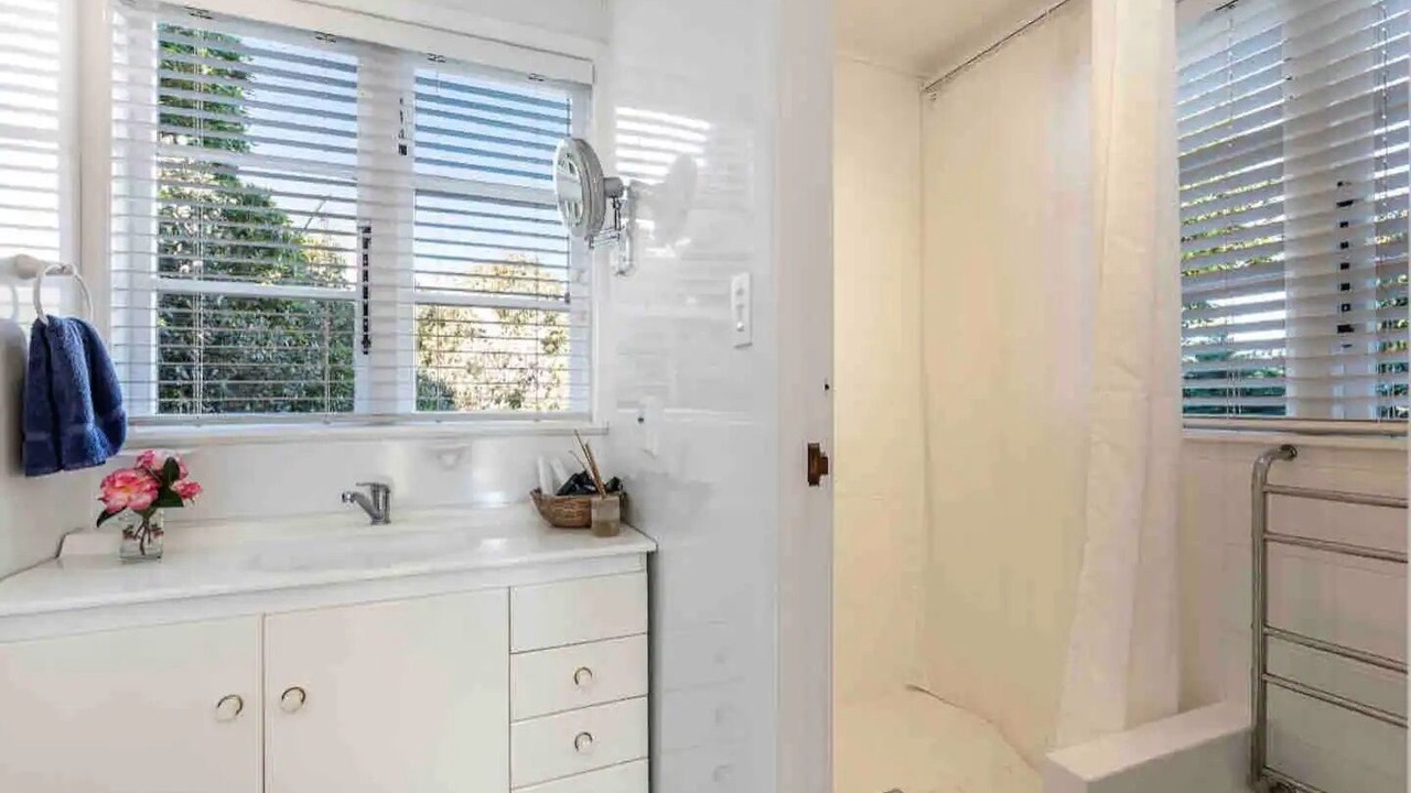 Photo of Bathroom in Raumati Beach