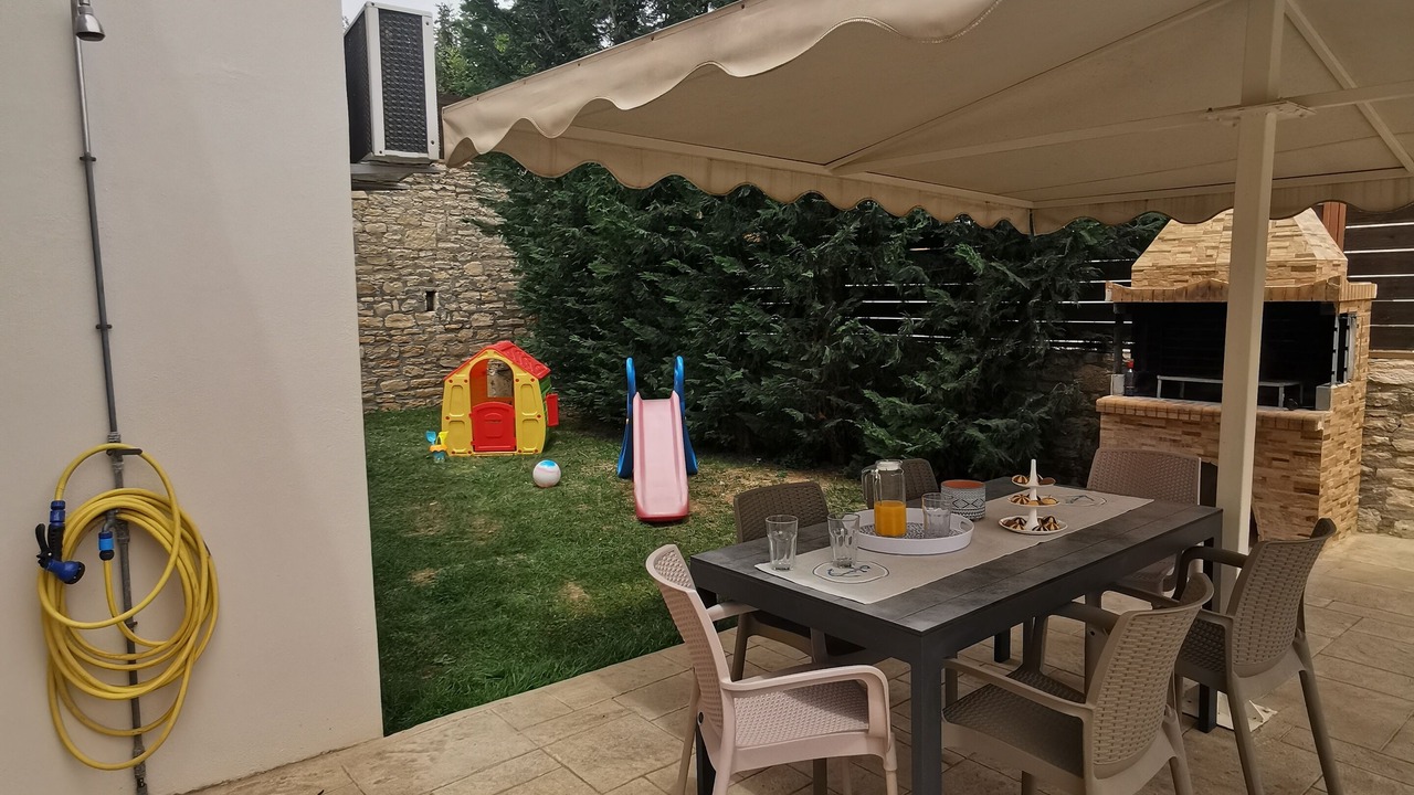 Photo of Outdoor in Roumeli