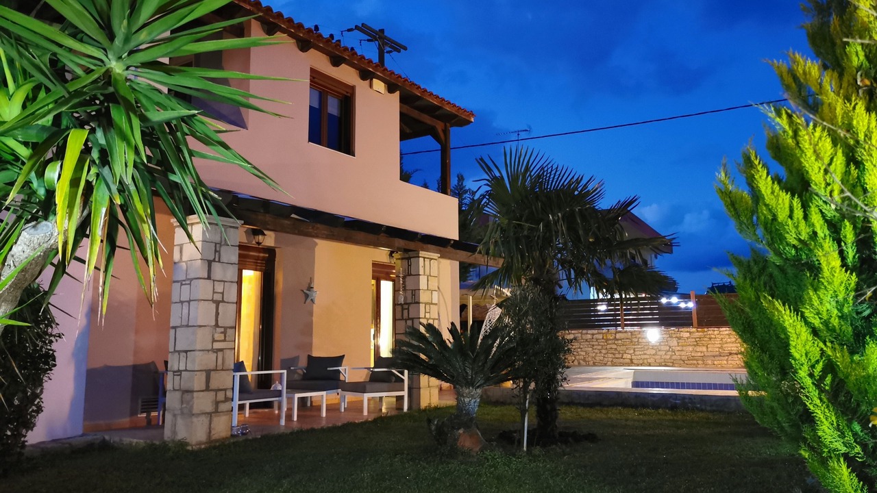 Photo of Patio Balcony in Roumeli