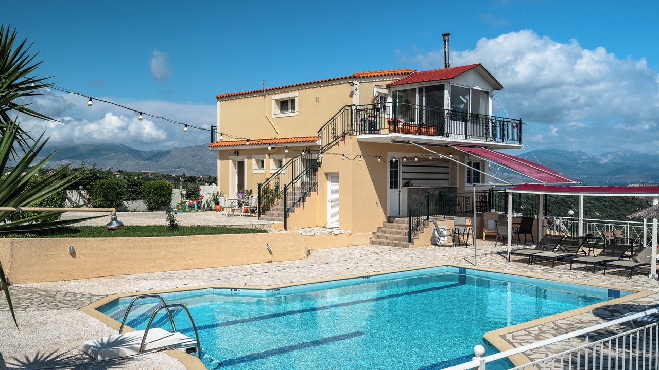 Photo of Outdoor in Paliki