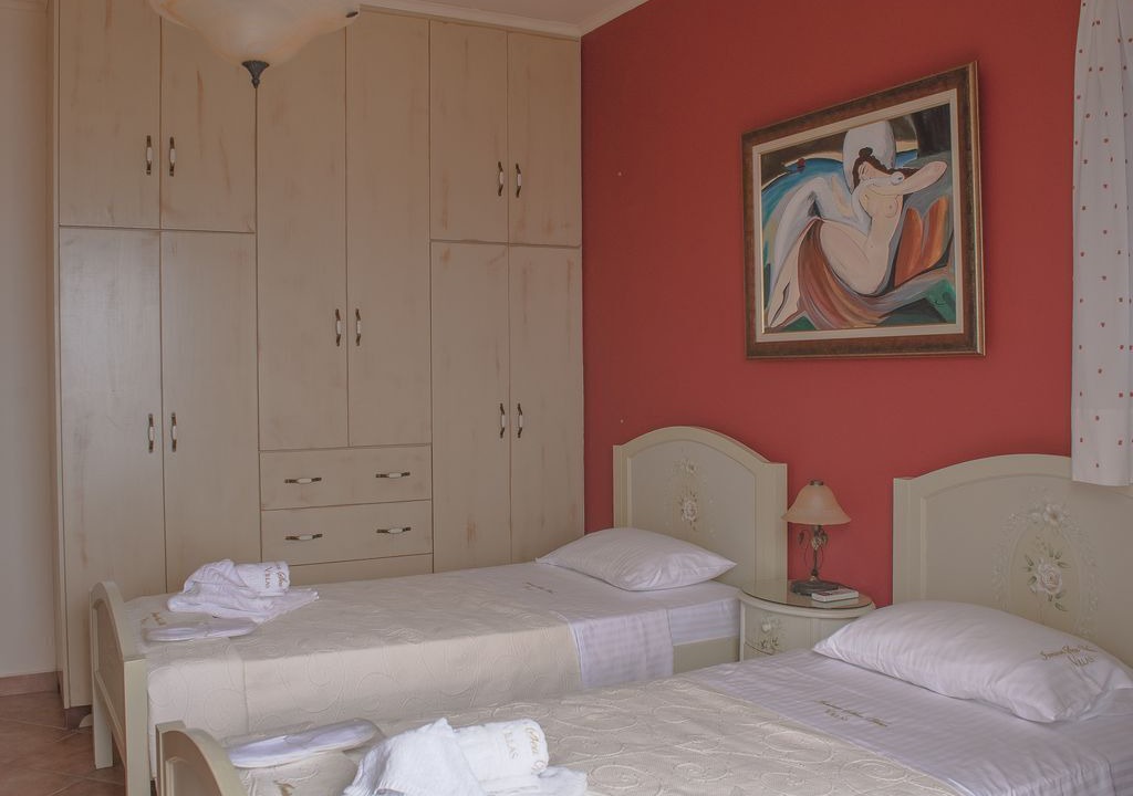 Photo of Bedroom in Plateies
