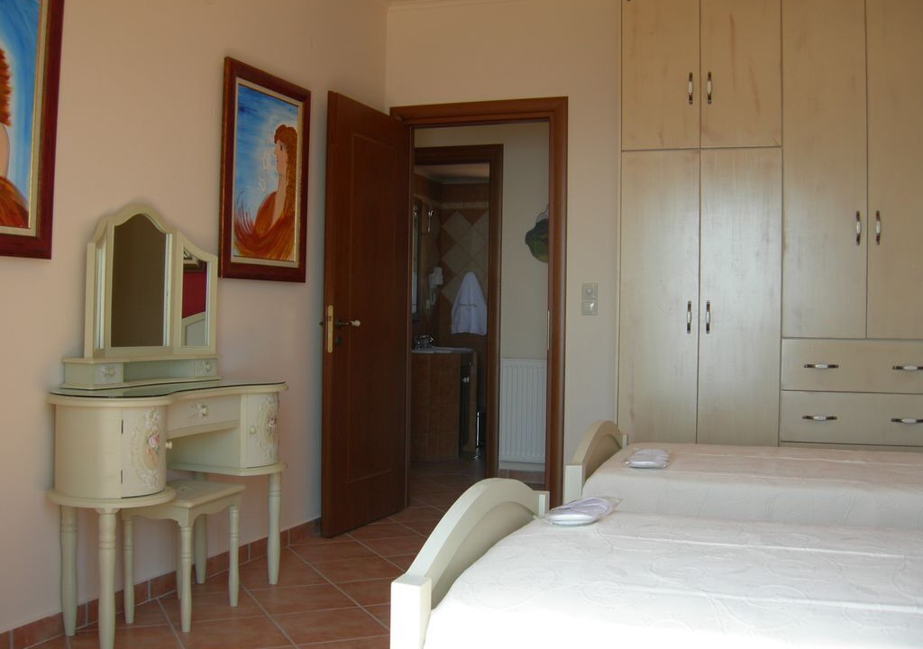 Photo of Bedroom in Plateies