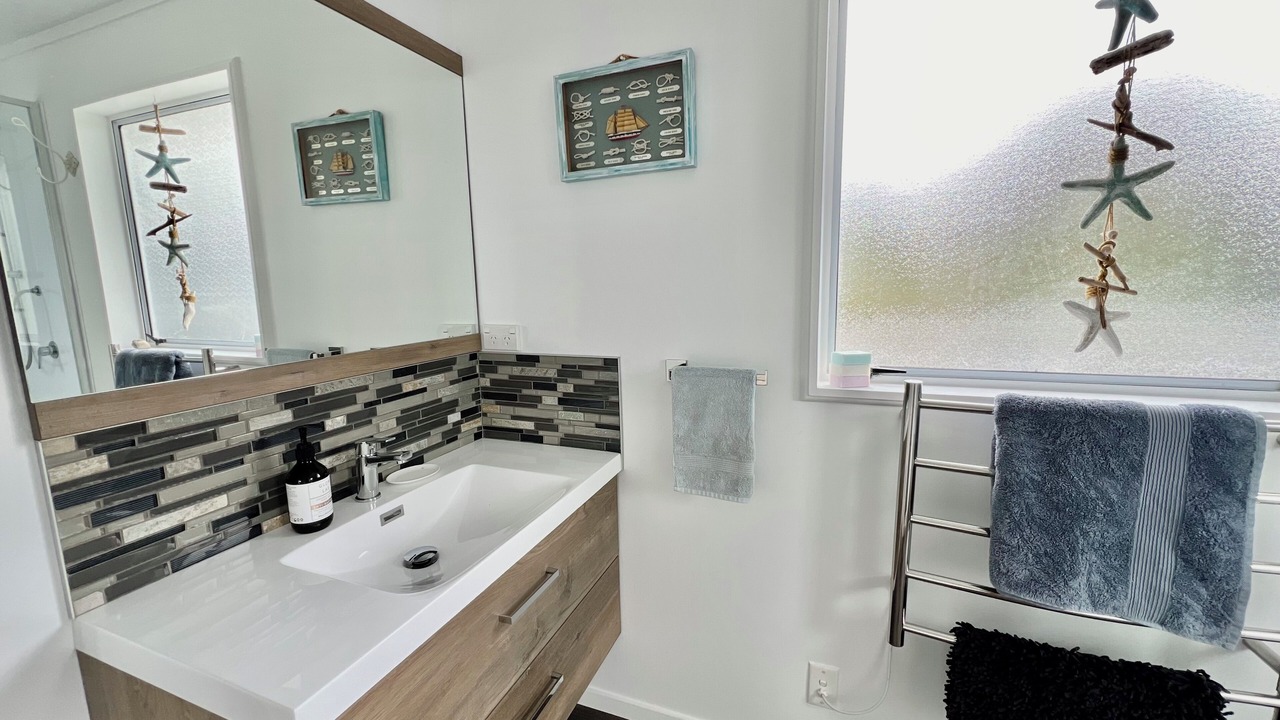 Photo of Bathroom in Wharekaho