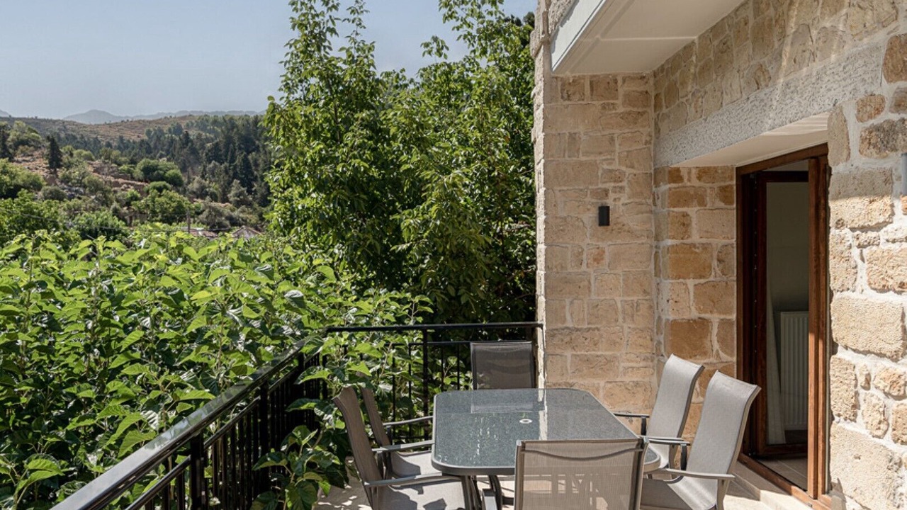Photo of Outdoor in Theriso