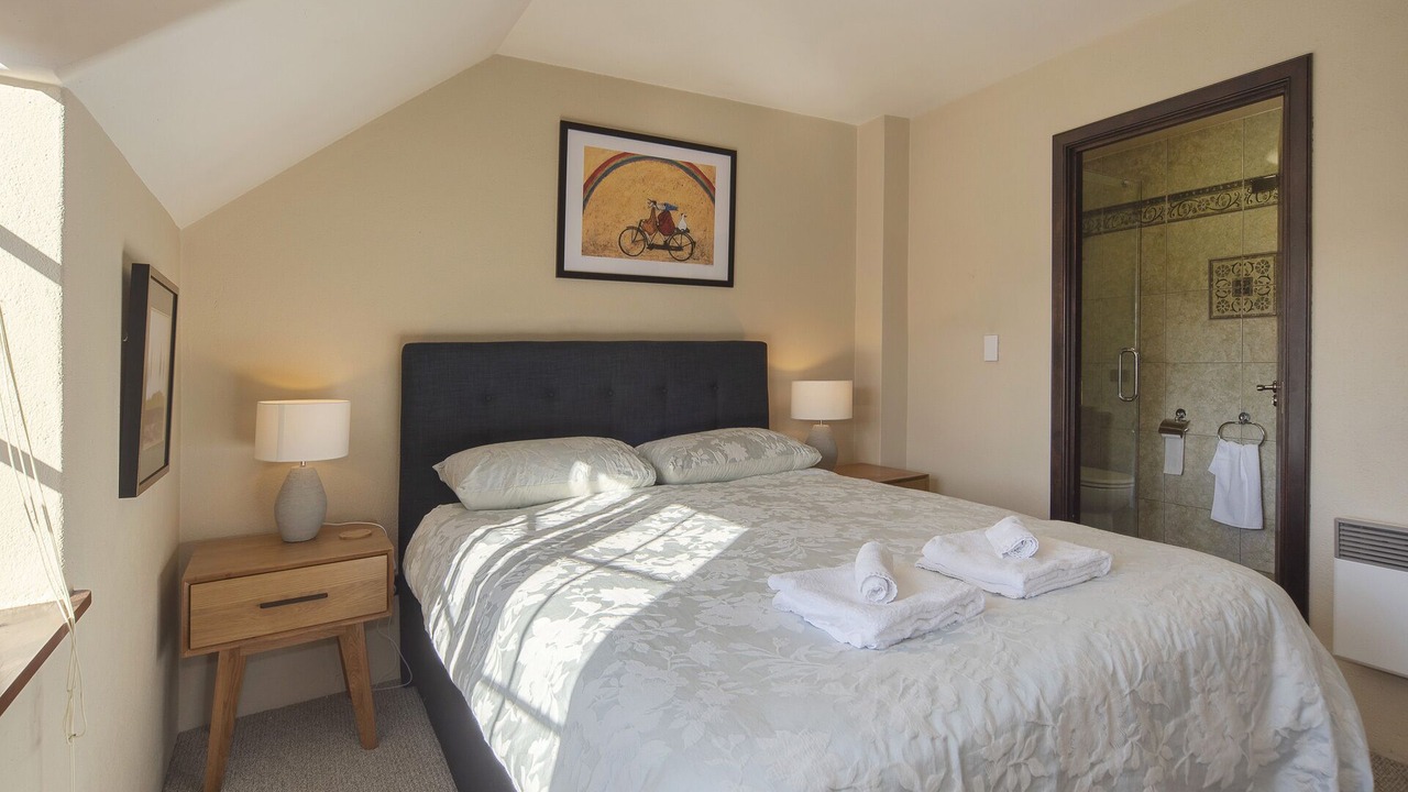 Photo of Bedroom in Stoke