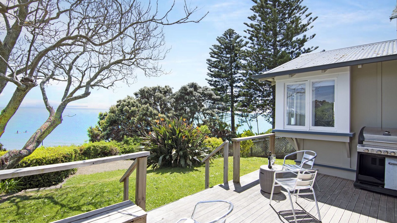 Photo of Patio Balcony in Tahunanui