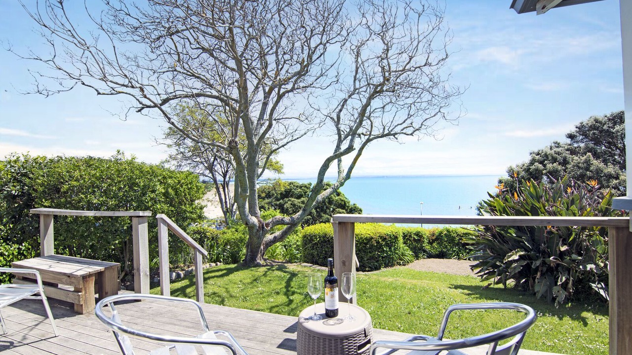 Photo of Patio Balcony in Tahunanui