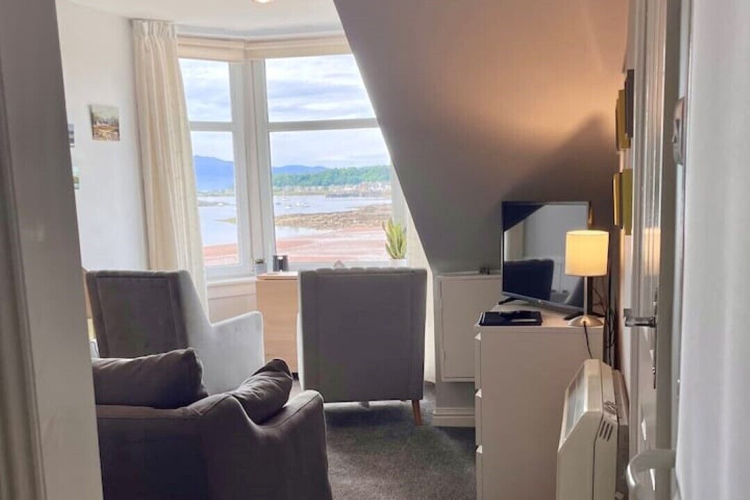 Photo of Livingroom in Millport