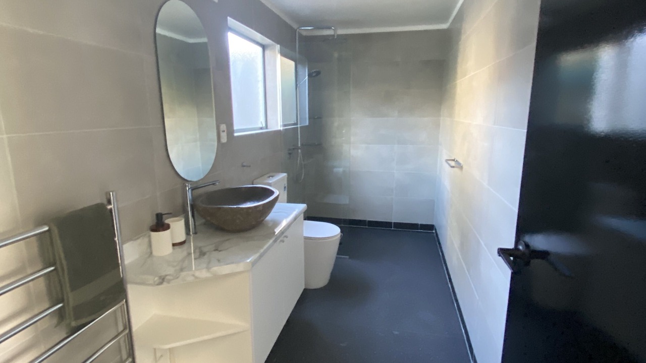 Photo of Bathroom in Maketu