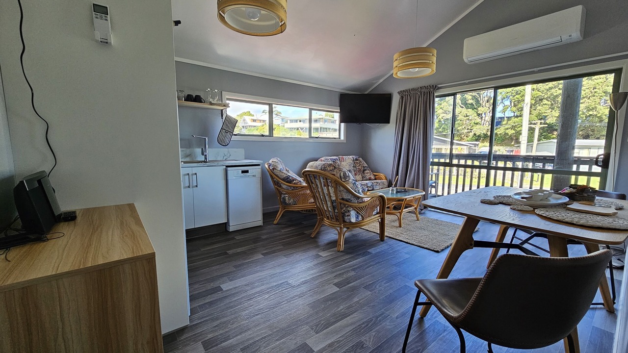 Photo of Livingroom in Maketu