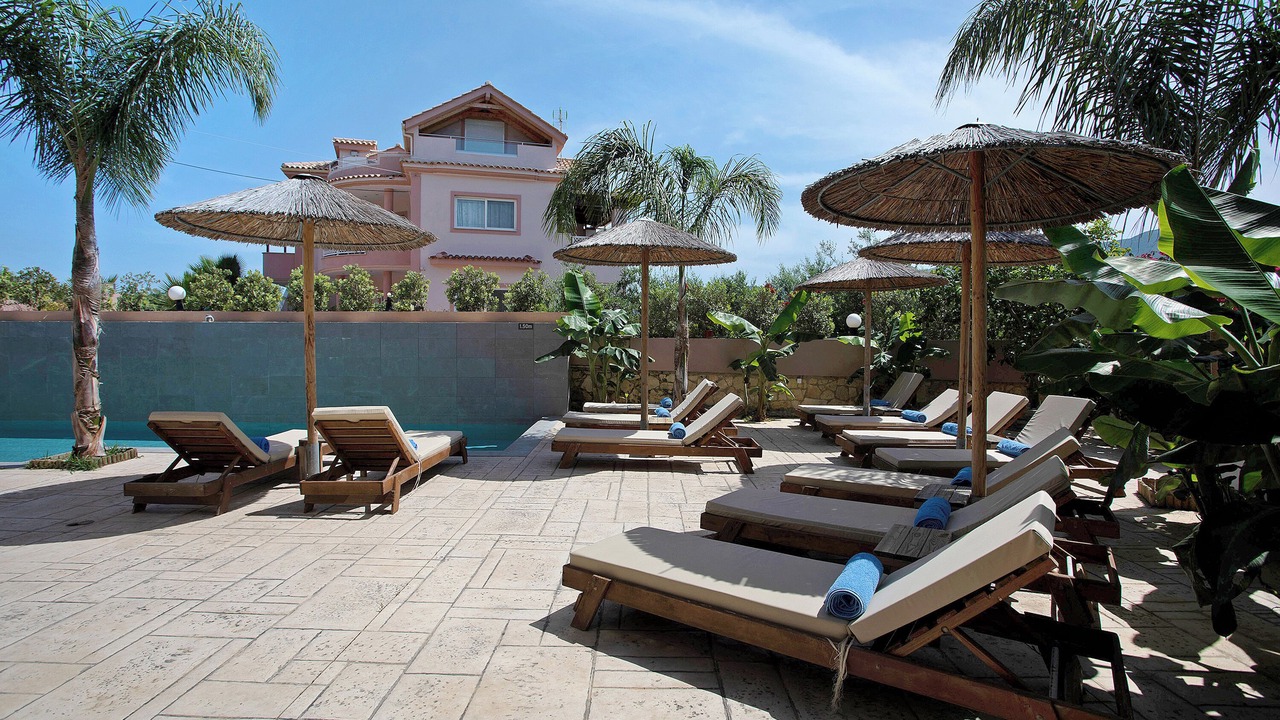 Photo of Outdoor in Alikanas
