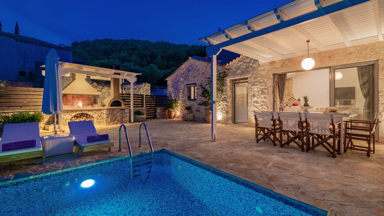 Photo of Patio Balcony in Korithi