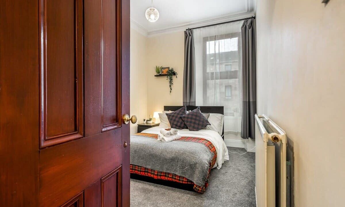 Photo of Bedroom in Glasgow Westend