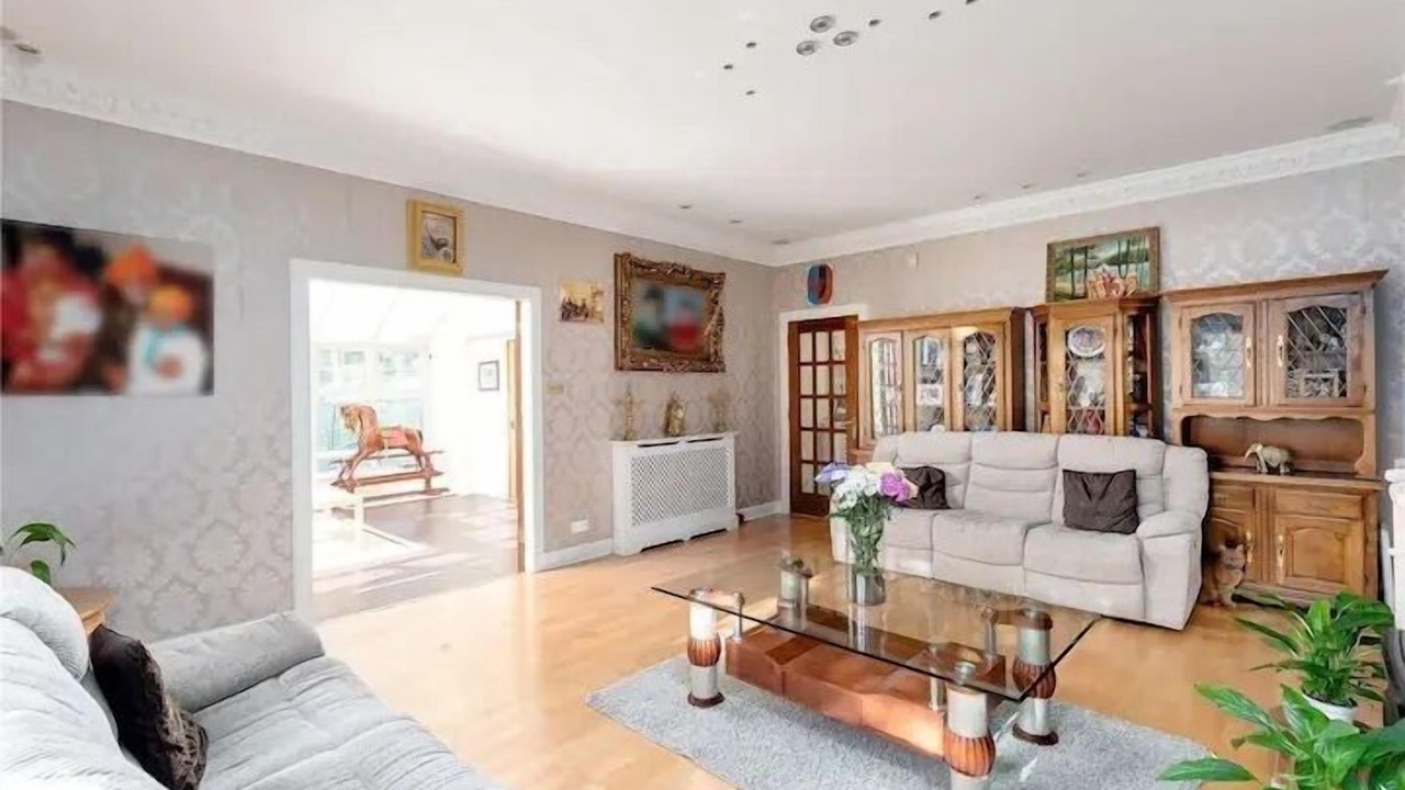 Photo of Livingroom in Musselburgh
